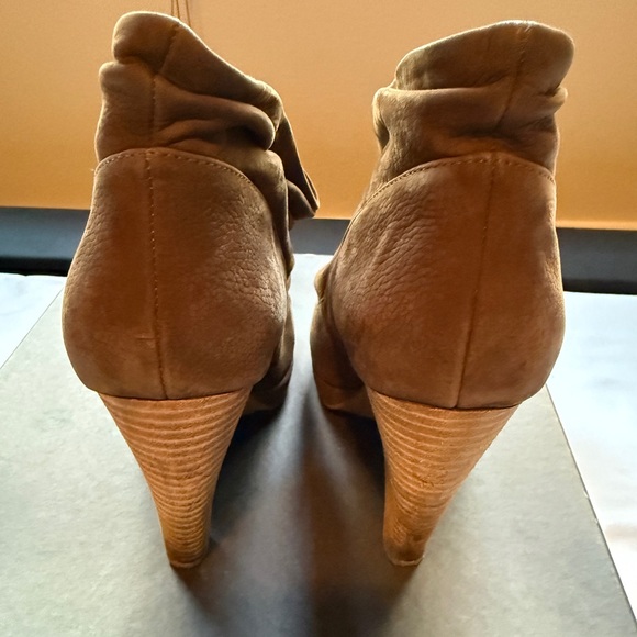 Kenneth Cole Reaction open toe bootie - Picture 3 of 4